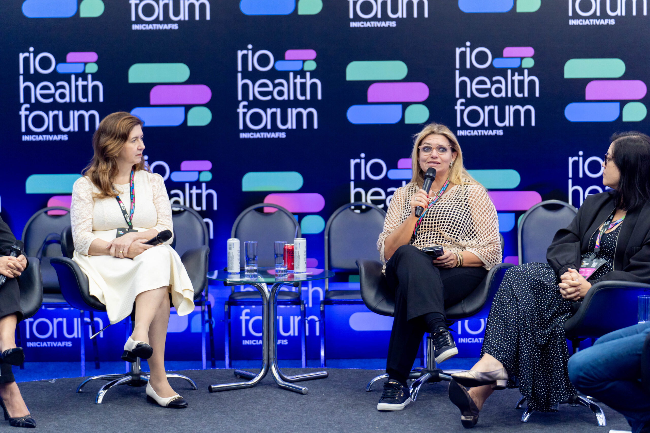 Ampliar o acesso só faz sentido quando há garantia de qualidade e segurança, defende Abramed